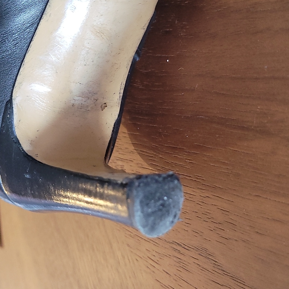 Gucci knee high leather boots - Picture 7 of 15